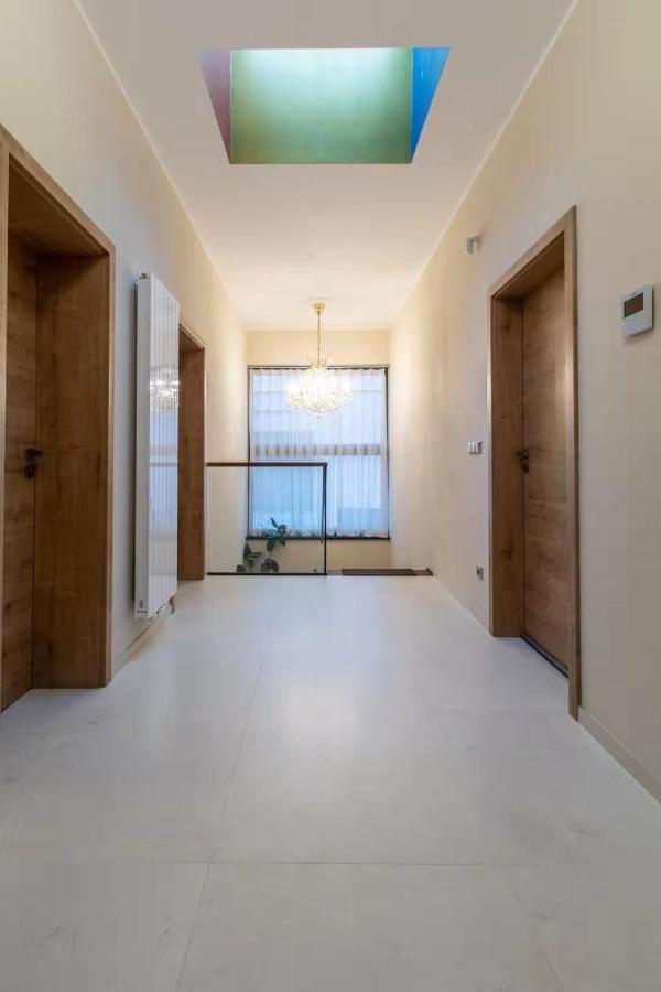 Yipin Villa Prague Luaran gambar